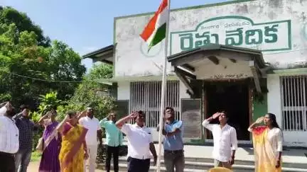 హత్నూర: హత్నూర మండలంలో ఘనంగా తెలంగాణ ఆవిర్భావ దినోత్సవం, జాతీయ జెండాను ఆవిష్కరించిన అధికారులు