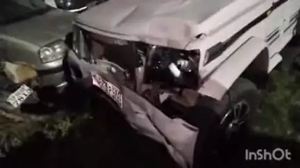 आगरा: करकुंज तिराहे पर तेज रफ्तार कार ने ऑटो और बाइक में मारी टक्कर, दो लोगों की दर्दनाक मौत, दो लोग गंभीर घायल