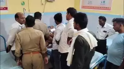 अलीगंज: गांव मंगतपुर जंगल में नामजद लोगों ने 60 वर्षीय बुजुर्ग को मारी गोली, गंभीर अवस्था में अलीगंज अस्पताल से किया रेफर