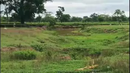 নাজিৰা: গেলেকীৰ মুদিনগৰস্থিত খেলপথাৰৰ মেৰামতিৰ কাম সম্পুৰ্ণ নোহোৱাত মুদিনগৰ চাহবাগিছা কৰ্তৃপক্ষৰ বিৰোদ্ধে   গেলেকীত  সৰৱ আছা