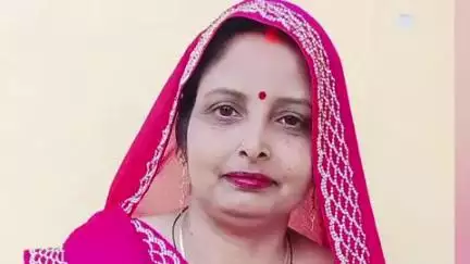 जयसिंहपुर: बगिया गांव चौराहे पर स्थित किसान नेता बाबा संदीप श्रीवास्तव के घर पहुंचकर लोगों ने शोक संवेदना व्यक्त की