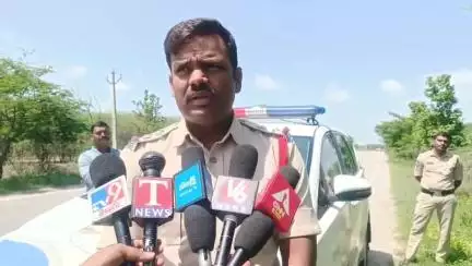 గజ్వేల్: తల్లిదండ్రులు బీఎండబ్ల్యూ కారు కొనివ్వలేదని యువకుడు ఆత్మహత్య: జగదేవ్పూర్ ఎస్సై చంద్రమోహన్