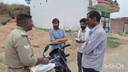 कन्नौज: शेखना रोड पर देर रात ऑटो चालक के साथ 2 बाइक सवारों ने की मारपीट, पीड़ित ने पुलिस को दी सूचना