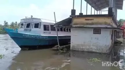 കുട്ടനാട്: ജലഗതാഗത വകുപ്പിൻ്റെ നെടുമുടി സ്റ്റേഷനിൽ അടിസ്ഥാന സൗകര്യം ഒരുക്കണമെന്ന ആവശ്യം ശക്തം #Iocalissue