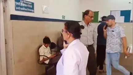 पन्ना: भगवान भरोसे जिला चिकित्सालय पन्ना;समय पर नही आते डॉक्टर व स्टाप,भटकते दिखे मरीज व उनके परिजन।
#jansamasya