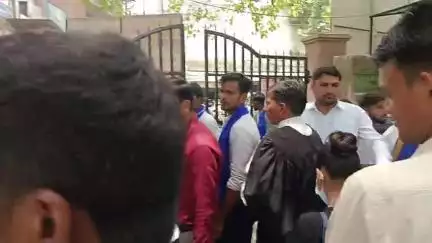 भीम आर्मी पर अभद्र टिप्पणी करने वाली स्वीटी गुप्ता के विरोध में प्रार्थना पत्र दिया