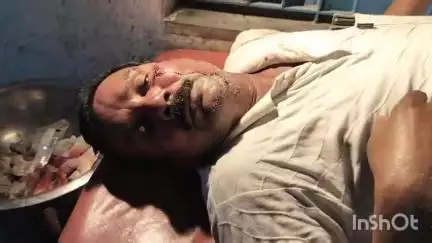 জামালপুর: পাওনা টাকা চাওয়ার ঘটনায় বচসা বচসার পরে ধারালো অস্ত্র দিয়ে আঘাত এক ব্যবসায়ীকে আহত ব্যবসায়ি কালাড়াতে