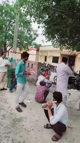 27 जनवरी 2025 से प्रतिदिन गांव गांव व घर-घर जाकर की पीडीए पर मीटिंग व पीडीए पर चर्चा

आज दिनाँक 2 जून 2025 को 136 ददरौल विधानसभा शाहजहांपुर  मे  गांव गांव घर-घर जाकर पीडीए पर चर्चा की और PDA पर मीटिंग की  और पीडीए से जुड़ने व सम