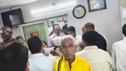 लंभुआ: डिप्टी सीएम के दरबार पहुंचा बालमपुर गांव का मामला, मंदिर पुजारी को मिल रहीं धमकियां, डिप्टी सीएम से की गई शिकायत