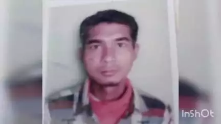 চতিয়াৰ এটা পুখুৰীত উৱলি যোৱা অৱস্থাত মৃতদেহ উদ্ধাৰ কৰি মৰণোত্তৰ পৰিক্ষাৰ বাবে প্ৰেৰণ চতিয়া আৰক্ষীৰ