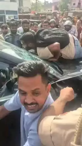 जयपुर: जयपुर के विद्याधर नगर में पुलिस के साथ गुंडागर्दी, दो लोगों ने पुलिसकर्मी के साथ धक्का-मुक्की व मारपीट की