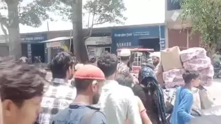 नौगावां सादात: सिक्के ढूंढने के दौरान गहरे पानी में पहुंचा मासूम बच्चा, हुई मौत, नौगांवा के बीलना नहर का मामला, परिवार में मचा कोहराम