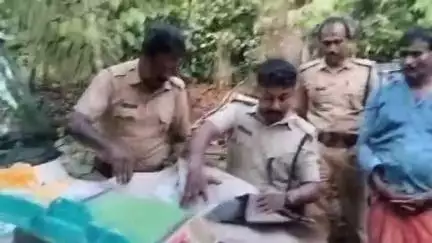 ഇടുക്കി: വിൽപ്പനക്കായി സൂക്ഷിച്ച ഒന്നരകിലോ കഞ്ചാവുമായി ഒരാൾ ചേലച്ചുവട്ടിൽ നിന്ന് പിടിയിലായതായി എക്സൈസ് സംഘം ഇടുക്കിയിൽ അറിയിച്ചു
