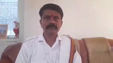 औरैया: सदर कोतवाली के मोहल्ला गायत्री नगर निवासी व्यक्ति ने महिला द्वारा लगाए गए अपहरण के आरोपों को बताया फर्जी