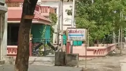 વડાલી: શહેરના ગાયત્રી નગરમાં ઘર આગળ પાર્ક કરેલ બાઈક ચોરી થતા પોલીસ ને જાણ કરાઈ
