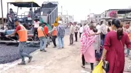 साक्री: निकृष्ट दर्जाचे रस्ते काम करणाऱ्या ठेकेदारावर कारवाई करा; अखिल भारतीय मानवाधिकार संघाची मागणी #Jansamasya