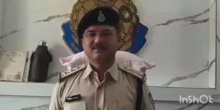 कुक्षी: डही क्षेत्र की पीड़िता से एसएएफ पुलिसकर्मी ने किया दुष्कर्म, थाना प्रभारी कुक्षी राजेश यादव ने दी जानकारी