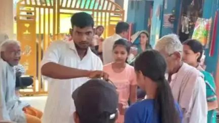 लंभुआ: मां जलपा मंदिर कोइरीपुर में श्रद्धालुओं की भारी भीड़, जेष्ठ माह के आखिरी सोमवार दोपहर 12 बजे से उमड़ीं भक्तों की भीड़