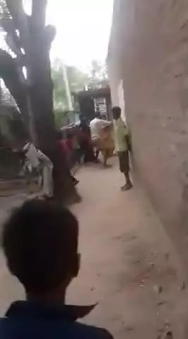 जलालाबाद के गांव हरेबा में महिला को  पीटा थाने में दी तहरीर