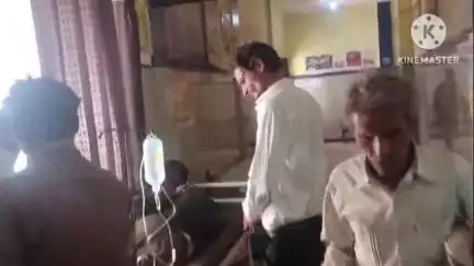 शाहनगर: 35 वर्षीय युवक के साथ अज्ञात लोगों द्वारा मारपीट, समाजसेवियों ने घायल अवस्था में पहुंचाया अस्पताल