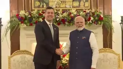 प्रधानमंत्री नरेंद्र मोदी ने परागुआ के राष्ट्रपति सैंटियागो पेना पालासिओस के साथ द्विपक्षीय बैठक की।