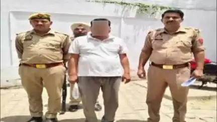 बुलंदशहर: 16 वर्ष से फरार इनामी अपराधी को देहात पुलिस और स्वाट टीम ने किया गिरफ्तार