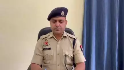 बरेली:छिनैती की घटना करने वाले 04 शातिर अभियुक्तो को दौराने पुलिस मुठभेड़ गिरफ्तार करने व कब्जे से छिनैती का माल बरामद