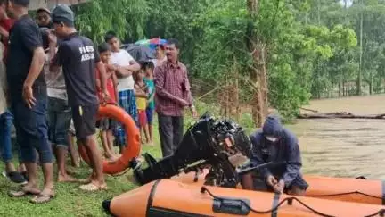 হাইলাকান্দি: হাইলাকান্দিতে বন্যার্ত এলাকায় জেলা প্রশাসনের উদ্যোগে উদ্ধার অভিযান জোরদার
