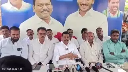 ఈనెల 4వ తేదీ బుధవారం వెన్నుపోటు దినం పేరుతో వైసీపీ నిరసన ర్యాలీ: మాజీ డిప్యూటీ సీఎం పీడిక రాజన్నదొర