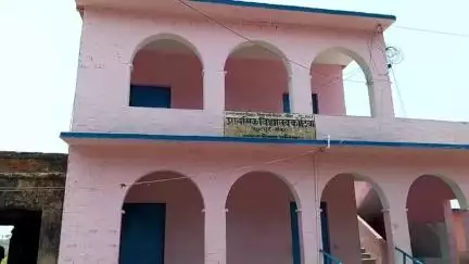 अमरपुर: जर्जर भवन में पढ़ाई को मजबूर हैं प्राथमिक विद्यालय कोठिया के छात्र, कभी भी हो सकती है बड़ी दुर्घटना #jansamasya