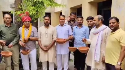 लालसोट: भगत सिंह आभामंडल लालसोट द्वारा पंछी पुकार अभियान के तहत ‘संरक्षित पर्यावरण, स्वच्छ आभामंडल’ सप्ताह का आगाज हुआ
