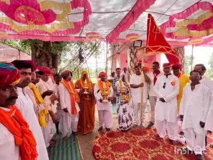 घाटोल: झाँझोर गांव में राव राजपूत समाज और मीणा समाज के तत्वावधान में आयोजित धार्मिक कार्यक्रम में गंगाजल कलश यात्रा निकाली गई