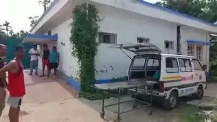 আলিপুরদুয়ার ১: আলিপুরদুয়ার জেলা হাসপাতালের মর্গে ময়নাতদন্ত করা হলো মুজনাই নদী থেকে উদ্ধার ব্যক্তির