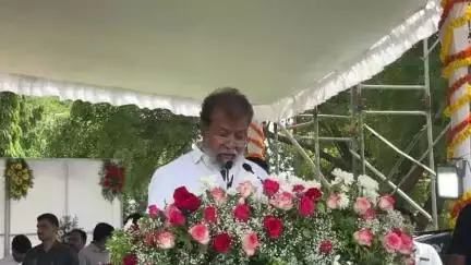 సంగారెడ్డి: విద్యాభివృద్ధికై, ప్రజల ఆరోగ్య సంరక్షణ కోసం ప్రభుత్వం బాధ్యతగా వ్యవహరిస్తుంది: ఆరోగ్య శాఖ మంత్రి దామోదర్