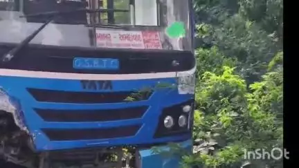 દિયોદર: દિયોદરના રૈયા નજીક બસ અને કાર વચ્ચે અકસ્માત...
