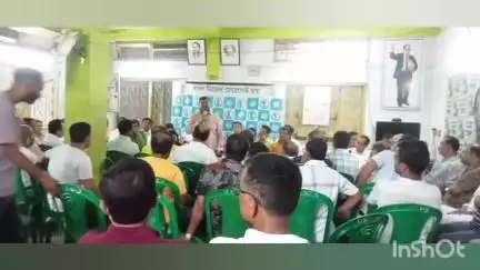 আলিপুরদুয়ার ১: আলিপুরদুয়ার জেলা তৃণমূল কার্যালয়ে আয়োজিত সাংগঠনিক বৈঠক, উপস্থিত জেলা সভাপতি সহ অন্যান্যরা