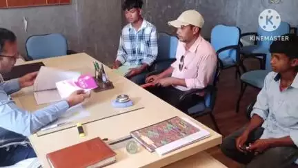 घाघरा: बीडीओ कार्यालय में जन शिकायत निवारण दिवस का आयोजन, बीडीओ ने सुनीं लोगों की समस्याएँ