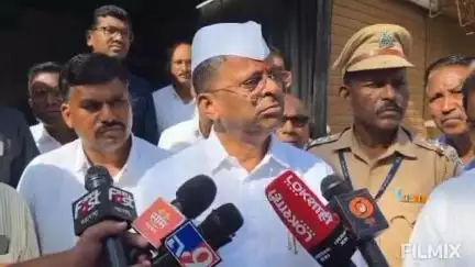 किनवट: आदिवासी हा मूळचा शास्त्रज्ञ आहे; अन्न व औषधी प्रशासन विभागाचे मंत्री झिरवळ यांचे किनवट येथे प्रतिपादन