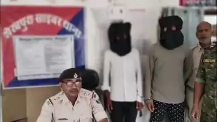 शेखपुरा: साइबर थाना व मिशन थाना सहित कई थानों की पुलिस ने छेमा गांव में छापेमारी कर दो साइबर अपराधियों को किया गिरफ्तार