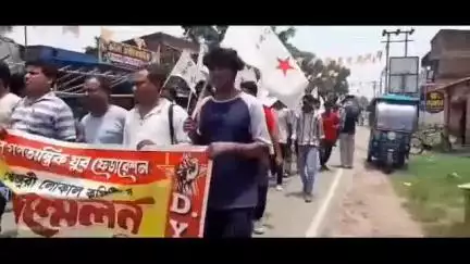 খেজুরি ২: DYFIর খেজুরী লোকাল কমিটির ৩য় সম্মেলন আজ খেজুরীতে অনুষ্ঠিত হয়, উপস্থিত জেলা সম্পাদক শেখ ইব্রাহিম আলী