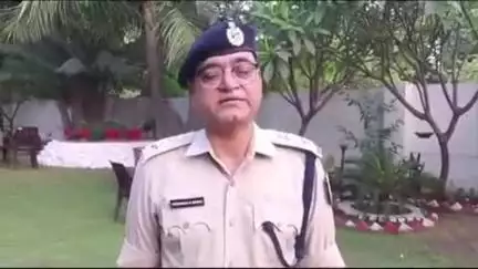 दतिया नगर: मुख्यमंत्री के आदेश पर एसपी तत्काल प्रभाव से हटाए गए, एयरपोर्ट लोकार्पण पर वरिष्ठ अधिकारियों से हुई थी झड़प