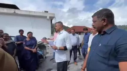 ವಿರಾಜಪೇಟೆ: ವಿರಾಜಪೇಟೆಯಲ್ಲಿ ಪೌರಕಾರ್ಮಿಕರಿಗೆ ಔತಣ ಕೂಟ ಏರ್ಪಡಿಸಿದ ಶಾಸಕ ಪೊನ್ನಣ್ಣ