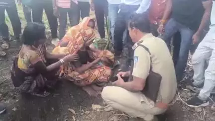 पानसेमल: पानसेमल पुलिस ने त्वरित कार्रवाई कर कुएं में गिरी महिला को बचाया