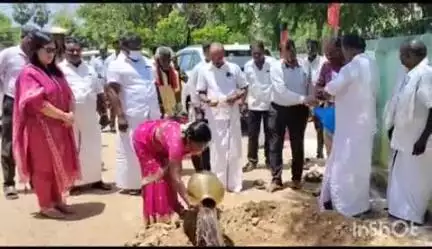 குன்னம்: குன்னம் தாலுகாவிற்கு உட்பட்ட பகுதிகளில் ₹1.70 கோடி மதிப்பீட்டில் புதிய திட்டப் பணிகளுக்கு அடிக்கல் நாட்டிய அமைச்சர் சிவசங்கர்
