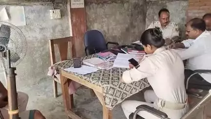सिसवन: सिसवन थाना परिसर में आर्म्स लाइसेंस का भौतिक सत्यापन किया गया