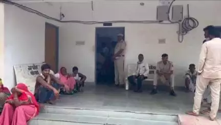 छोटी सरवन: नवाखेड़ा गांव में एक युवती ने शादी के 3 माह बाद अज्ञात कारणों के चलते पीया जहर, हुई मौत