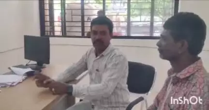 लातूर: मनपा जन्म दाखला विभागातील उर्मट कर्मचारी कमी करून कार्यात सुलभता यावी,पूर्व भाग कृती समितीने दिले निवेदन #jansamasya