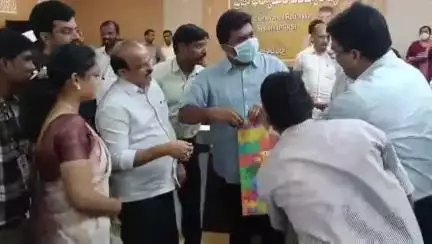 జూన్ 26న మాదక ద్రవ్యాలు, మత్తు పదార్థాలు వ్యతిరేక దినోత్సవం కలెక్టర్ బ్రోచర్ ఆవిష్కరణ