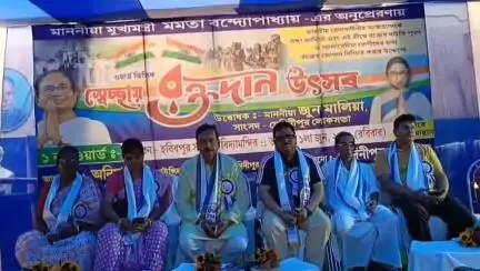 মেদিনীপুর: মেদিনীপুর পৌরসভার উদ্যোগে রক্তদান উৎসবে সেনা জওয়ানদের "কুর্নিশ"
