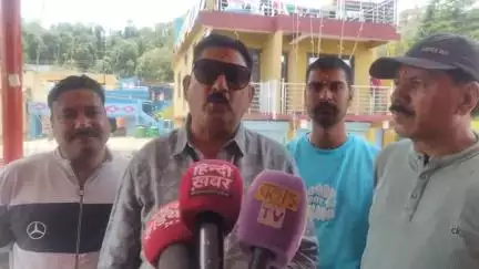 बेरीनाग: उत्तराखंड ओलंपिक संघ के अध्यक्ष महेश नेगी बेरीनाग और गंगोलीहाट के दौरे पर हैं
